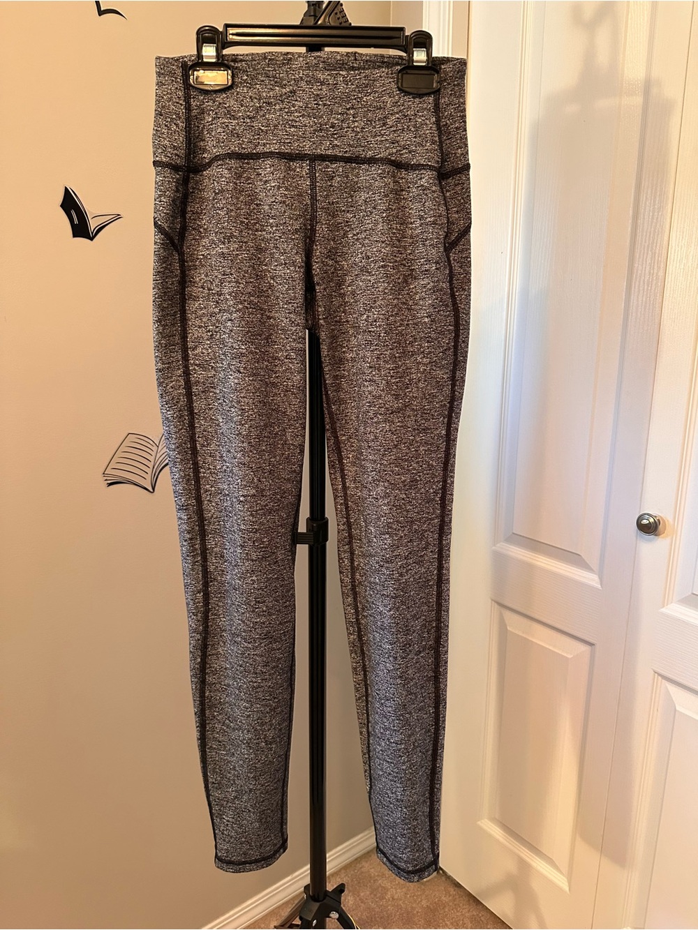 Lululemon athletica Heathered Charcoal High-Rise Leggings sz 4